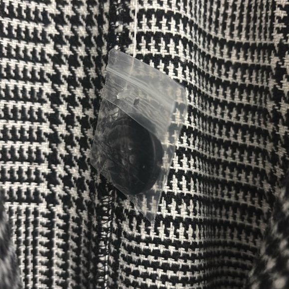 LOVE TREE BNWOT Plaid Jacket - Picture 3 of 9